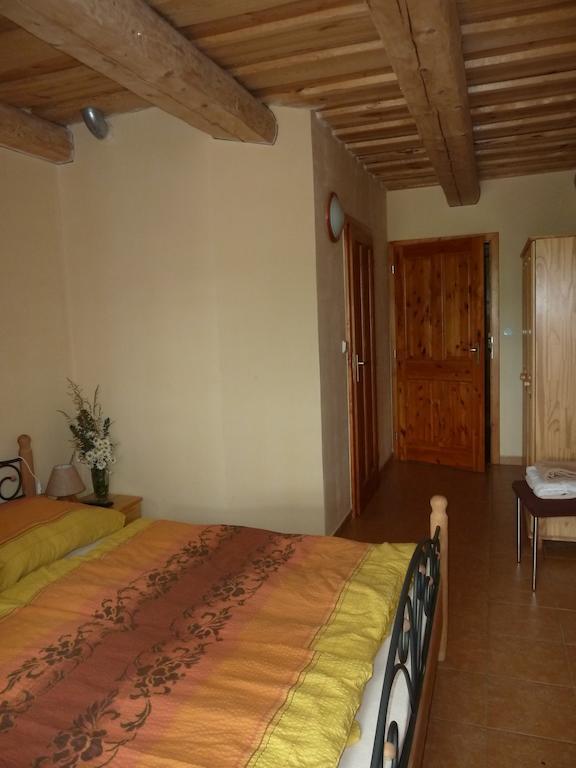 Hotel Q Ranch à Bezdekov  Chambre photo